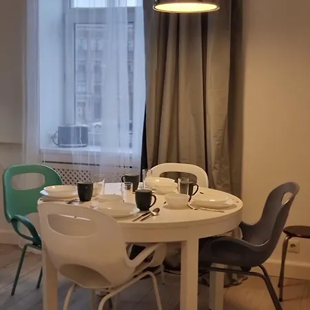 River View 2 Bedroom With Parking Апартаменти