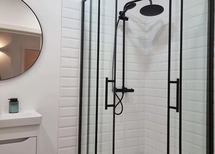 公寓 River View 2 Bedroom With Parking