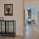 River View 2 Bedroom With Parking Apartmán