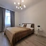 River View 2 Bedroom With Parking Apartmán *