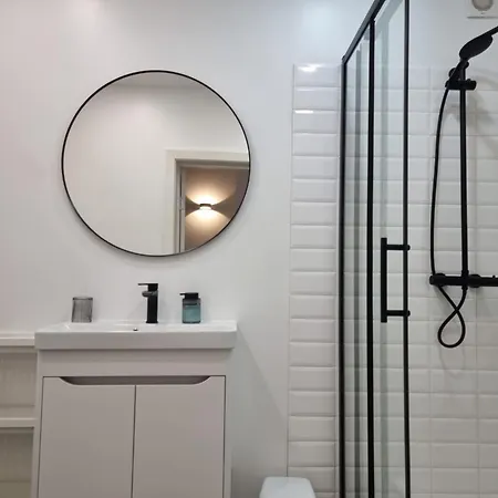 River View 2 Bedroom With Parking