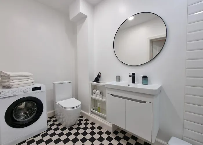 River View 2 Bedroom With Parking * Riga